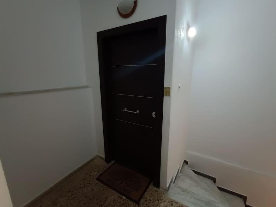 Athens Sky Suites 1 Piraeus Bagian luar foto