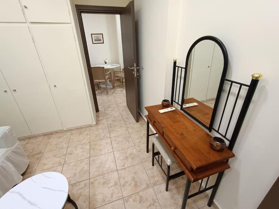Athens Sky Suites 1 Piraeus Bagian luar foto